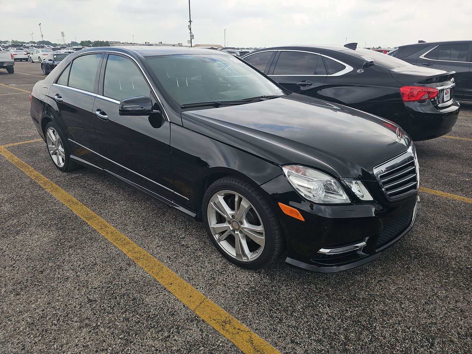 MERCEDES-BENZ E-CLASS - 4