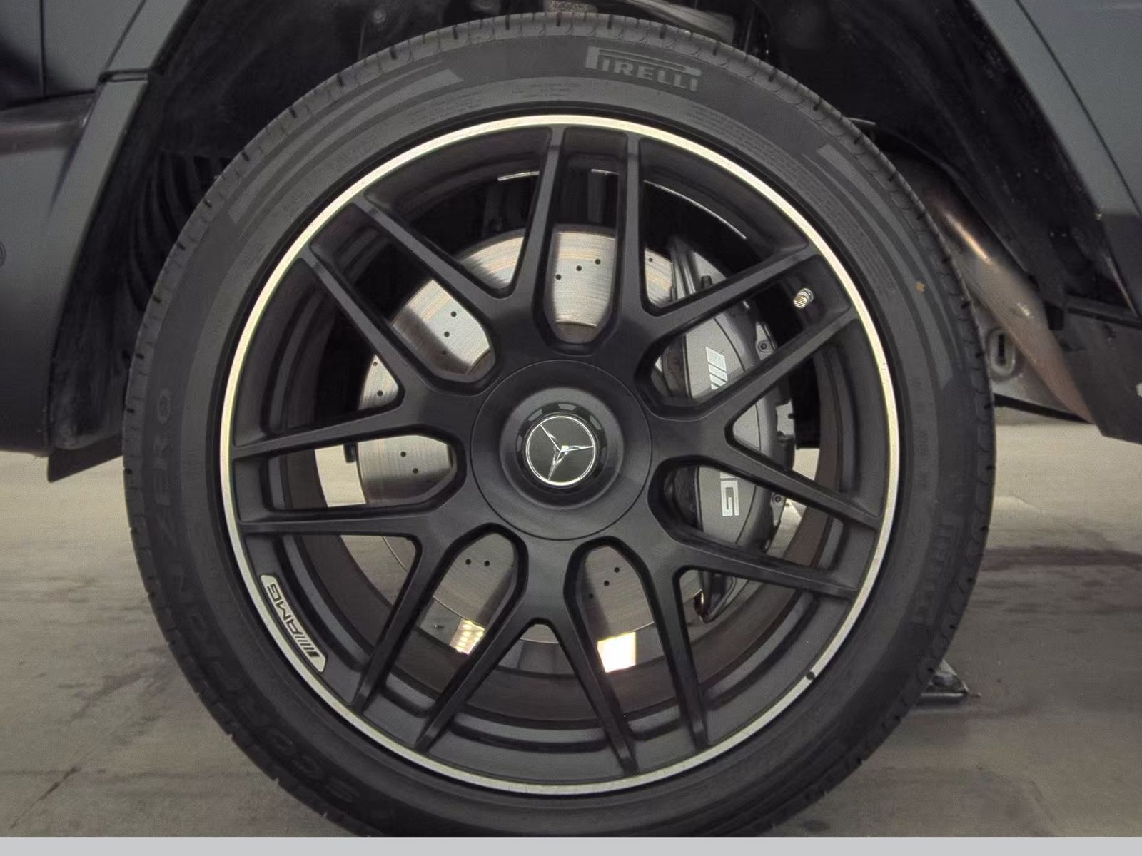 MERCEDES-BENZ G-CLASS AMG - 10