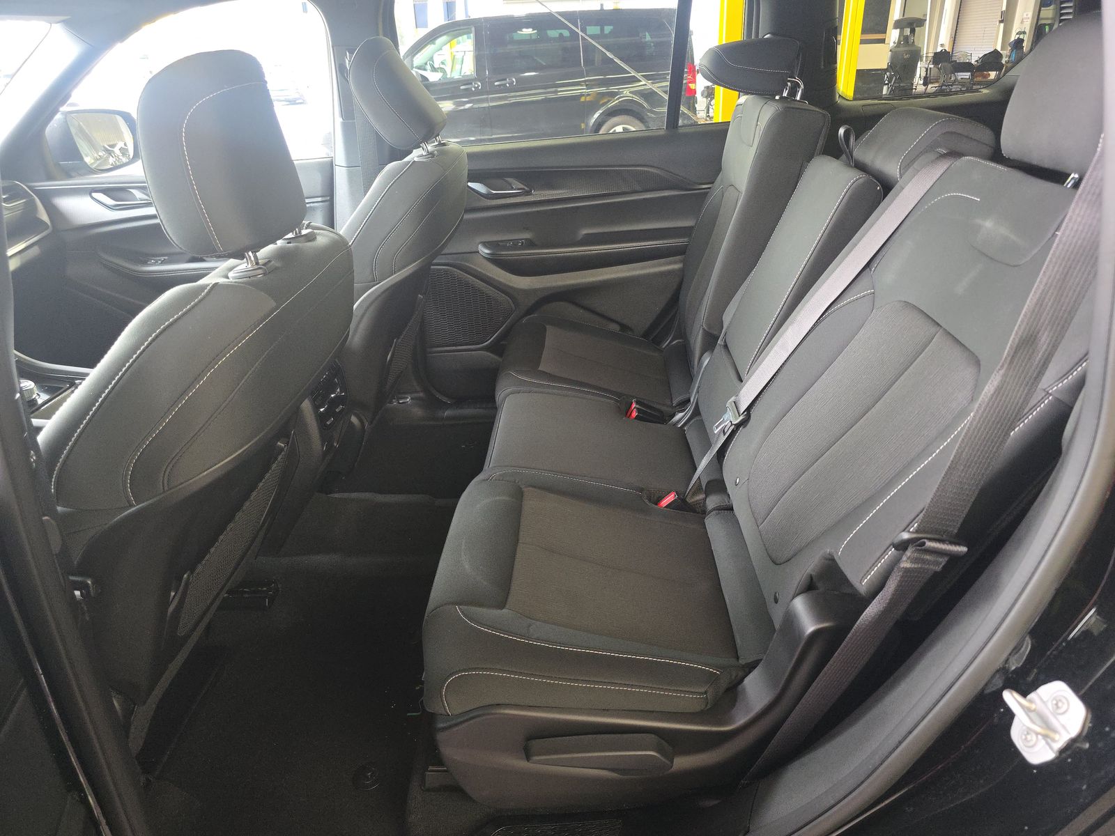 2024 Jeep Grand Cherokee L Laredo AWD