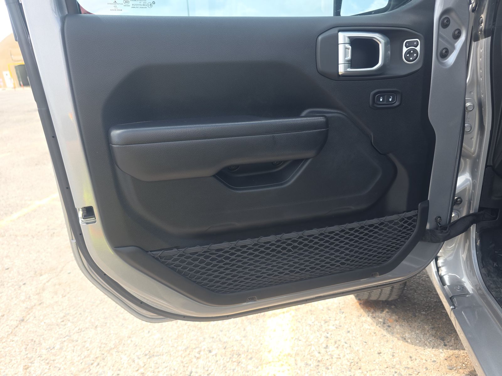 JEEP UNLIMITED SPORT ALTITUDE EDITION - 10