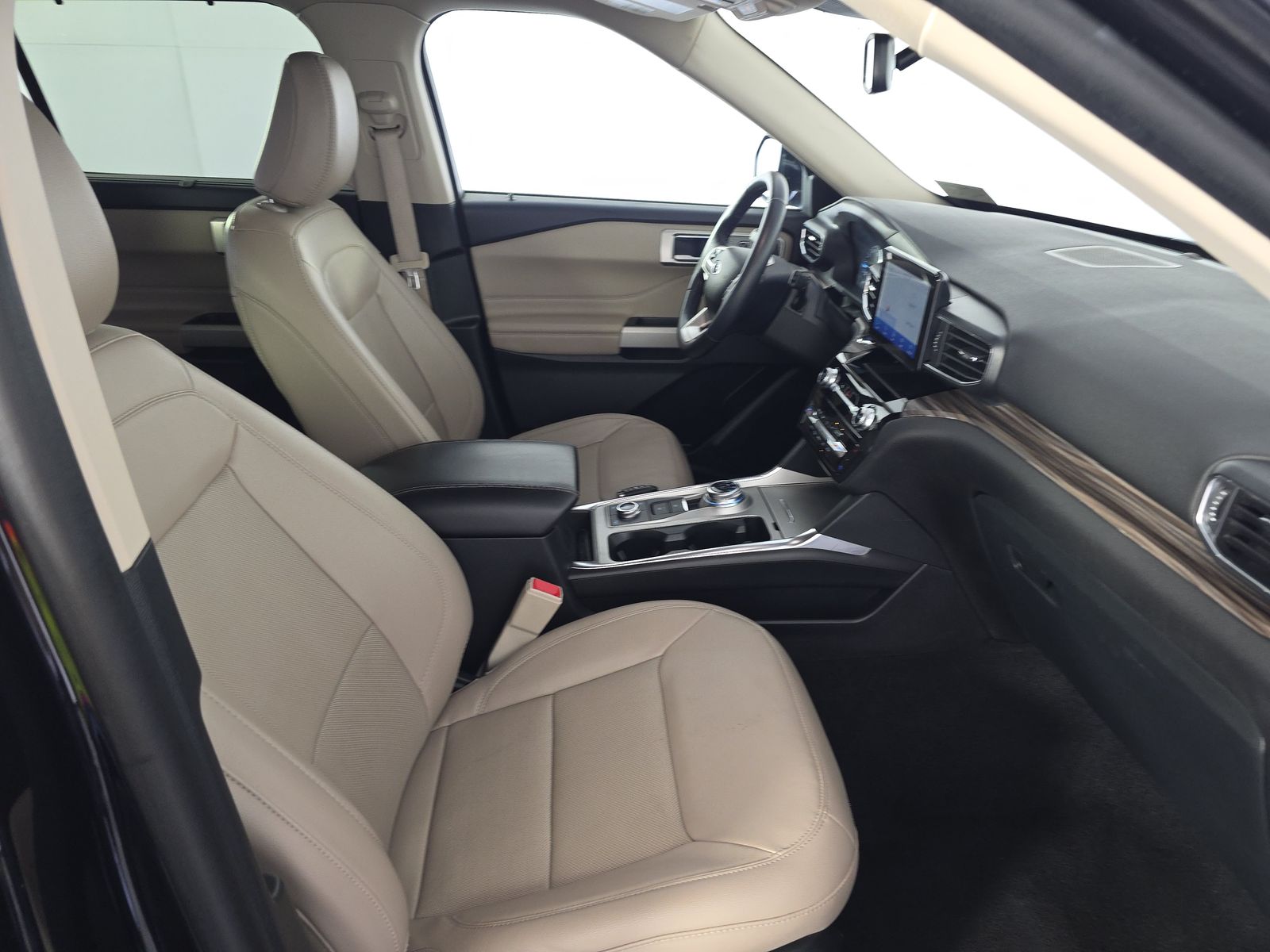 FORD EXPLORER - 9