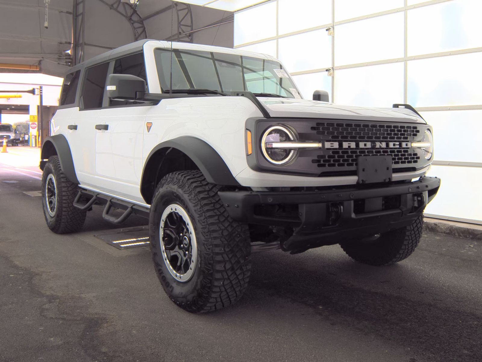 FORD BRONCO - 5