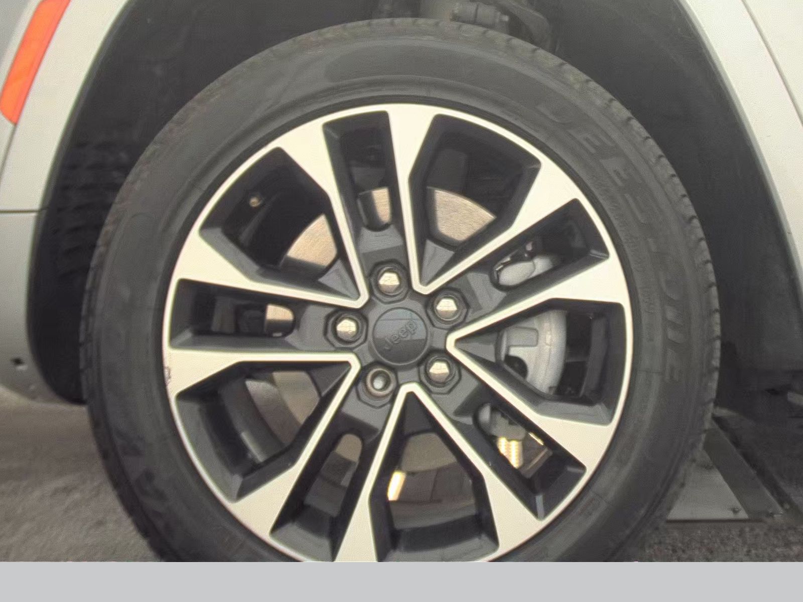 JEEP GRAND CHEROKEE - 10