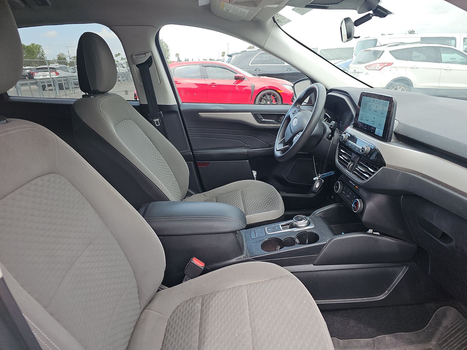 FORD ESCAPE - 9