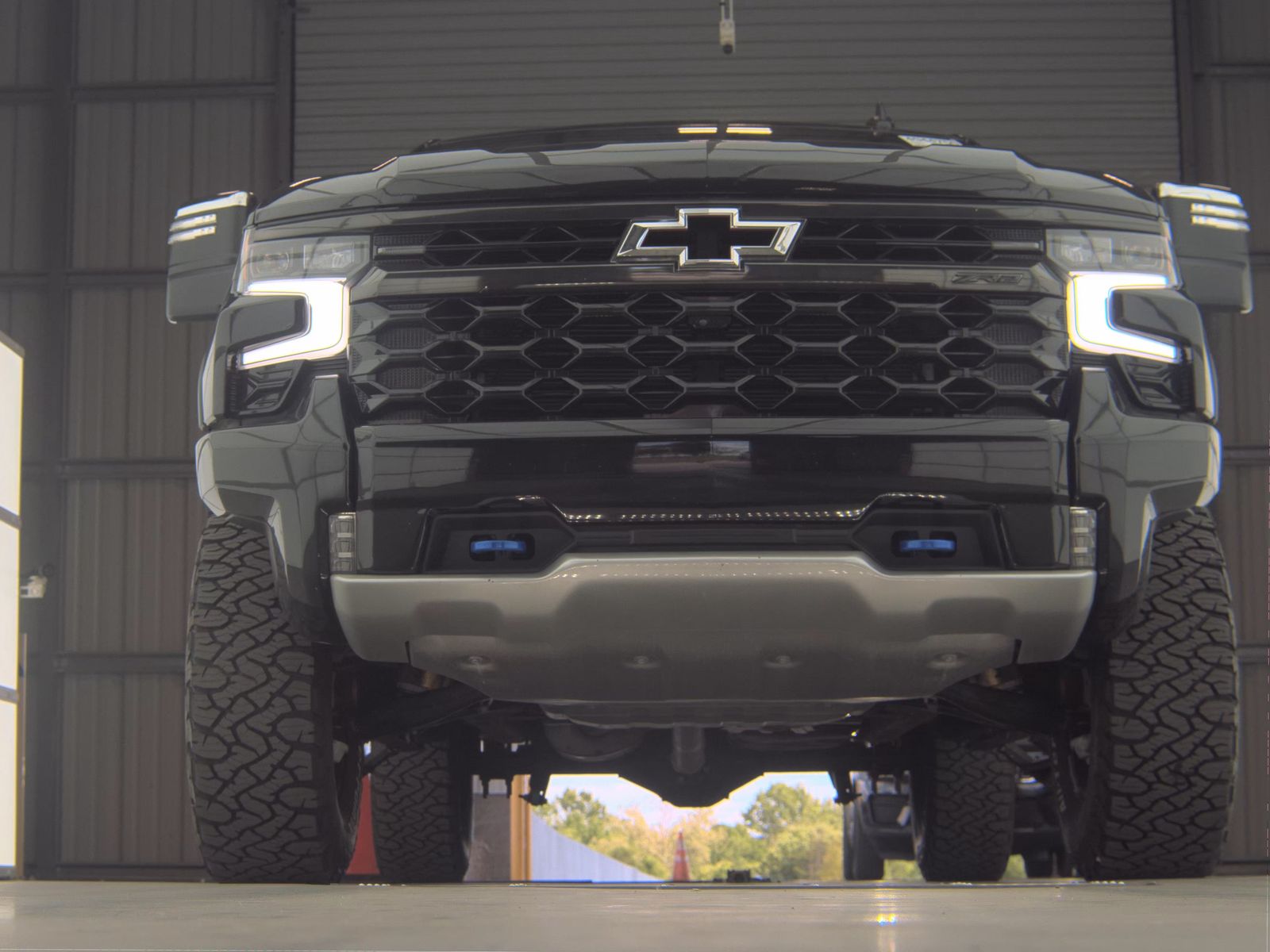 CHEVROLET SILVERADO - 4