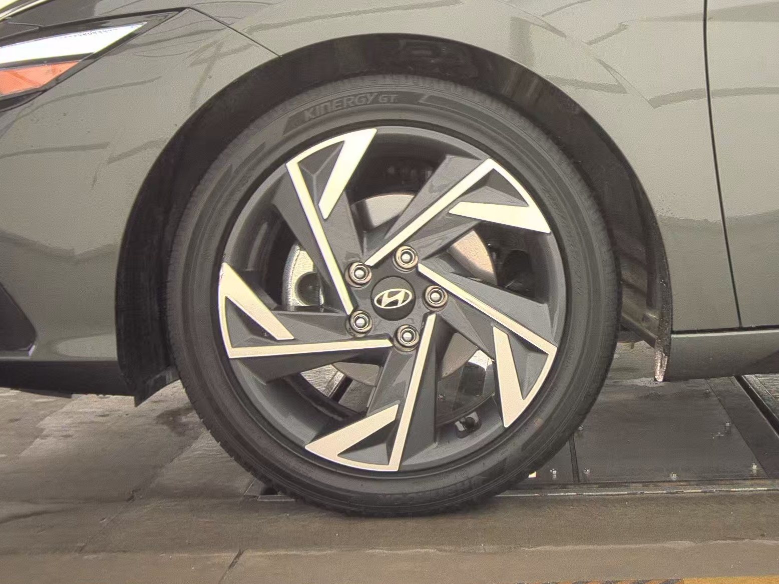 HYUNDAI SEL CONVEN - 10