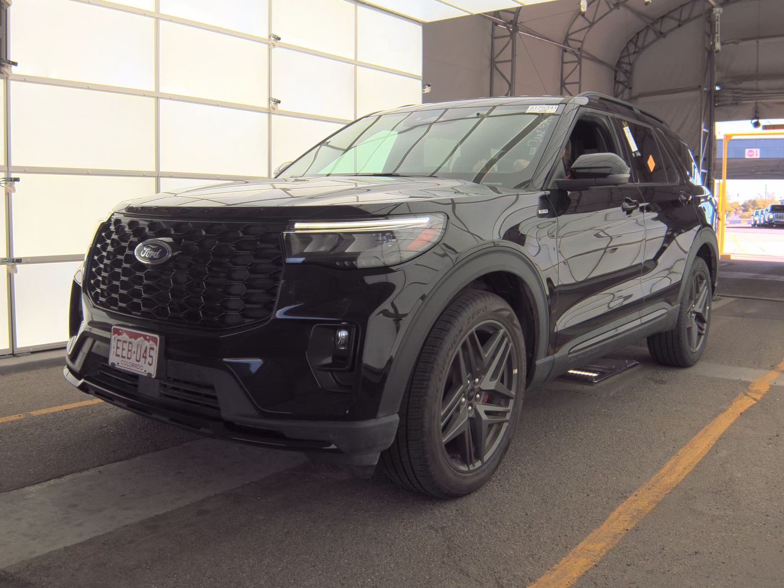 FORD EXPLORER - 1