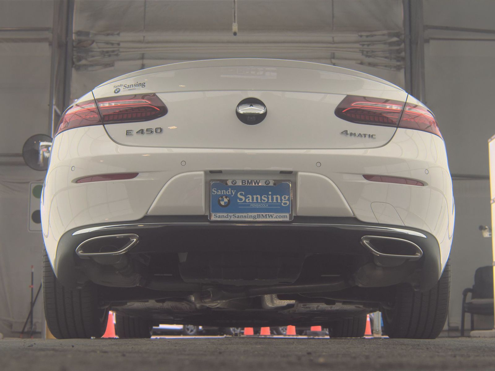 MERCEDES-BENZ E-CLASS - 8