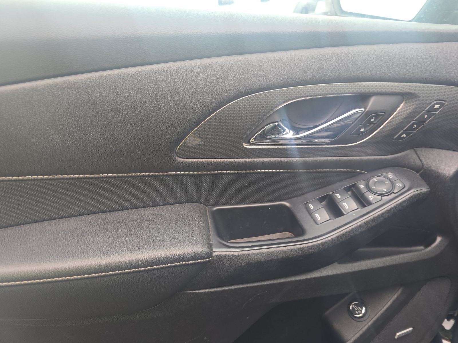 CHEVROLET PREMIER - 10