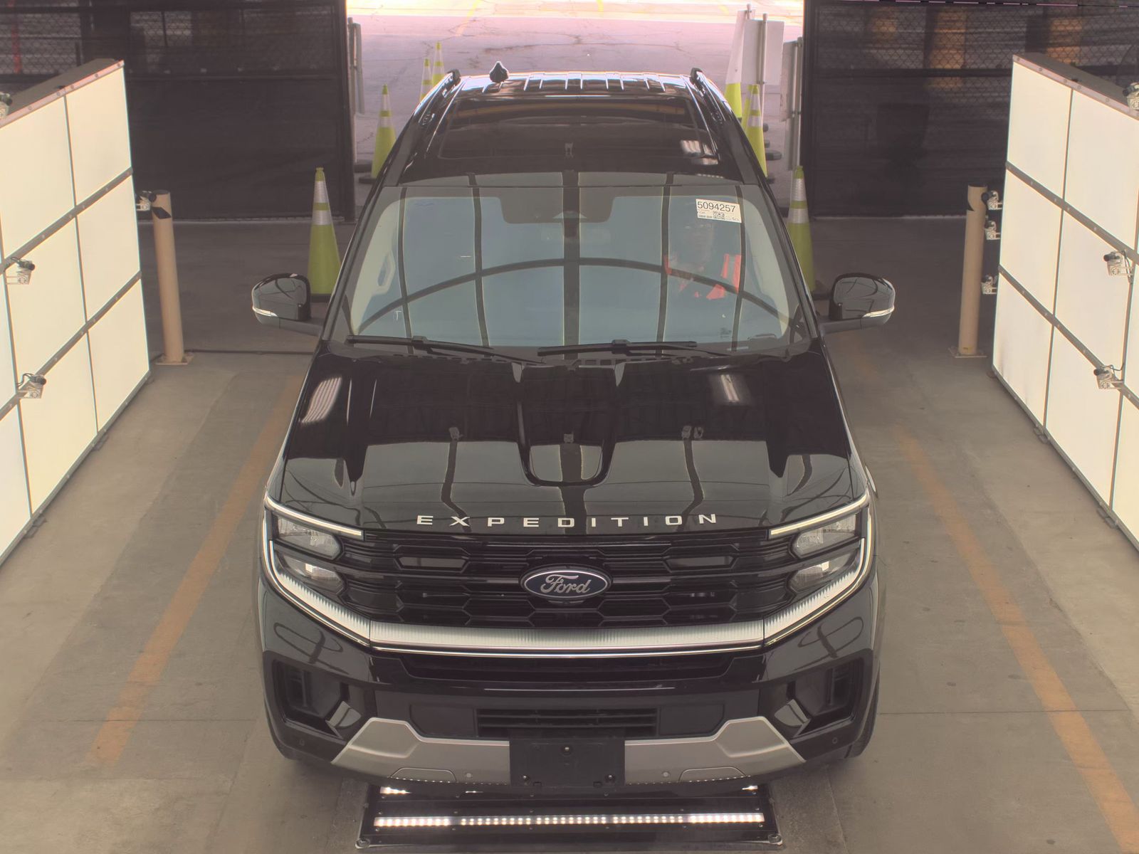 FORD EXPEDITION - 3