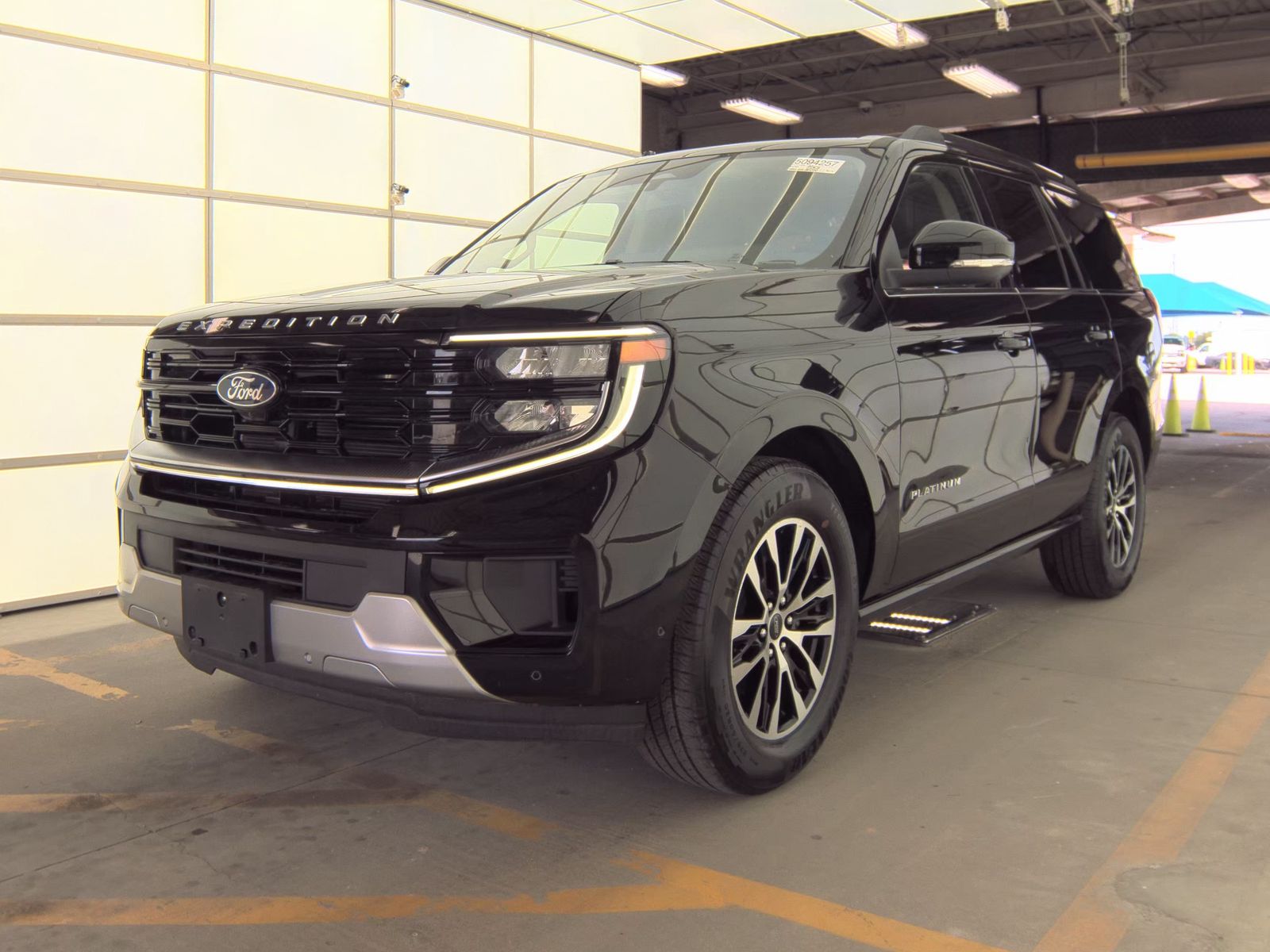 FORD EXPEDITION - 1