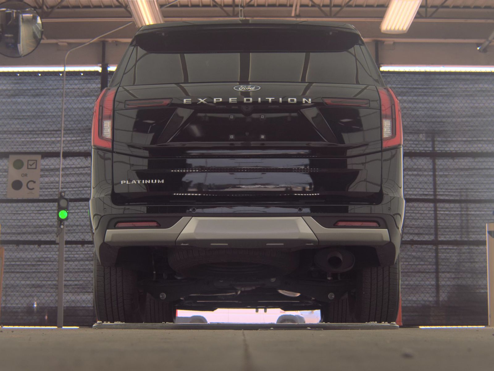 FORD EXPEDITION - 8