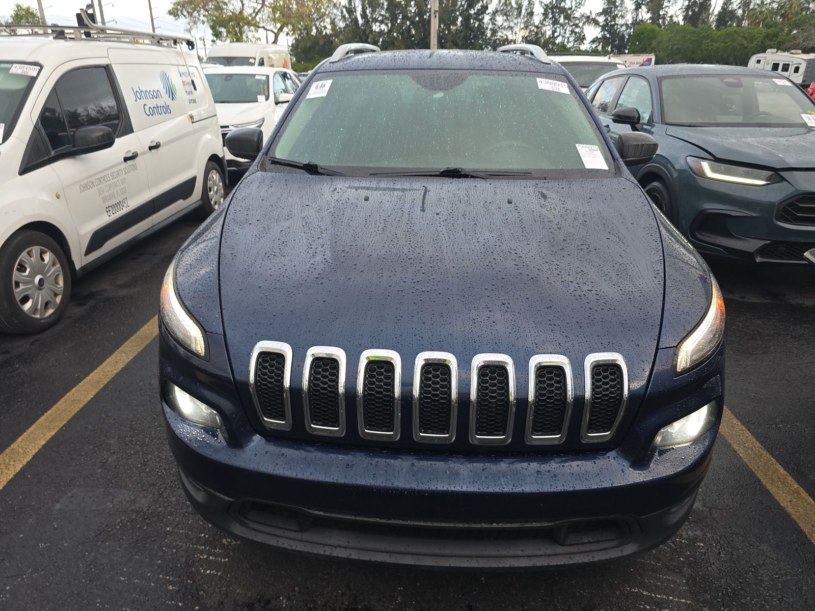 JEEP LATITUDE - 3