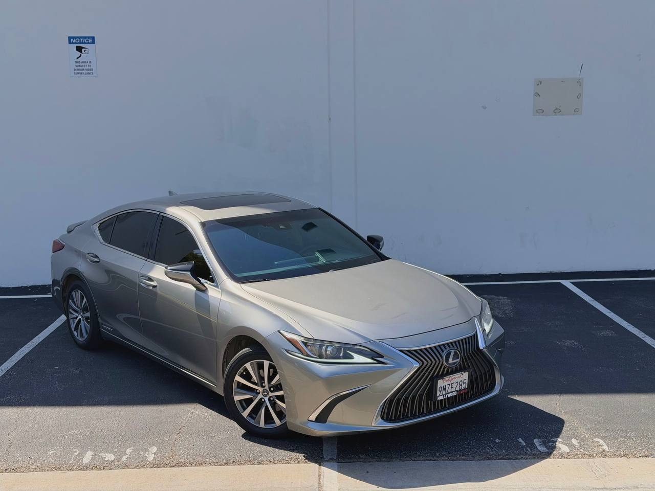 2020 Lexus ES ES 300h FWD