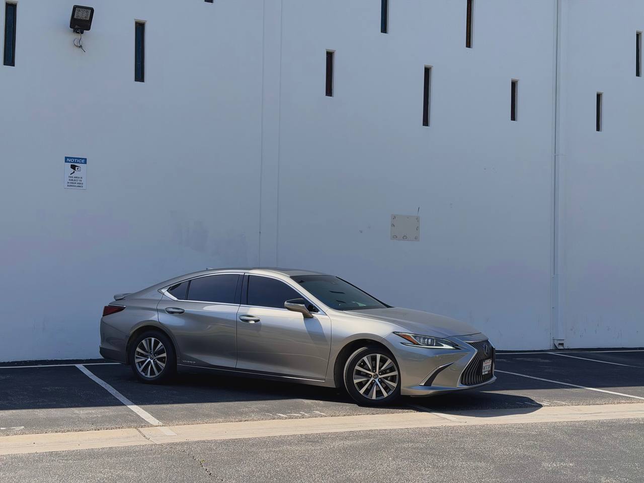 2020 Lexus ES ES 300h FWD