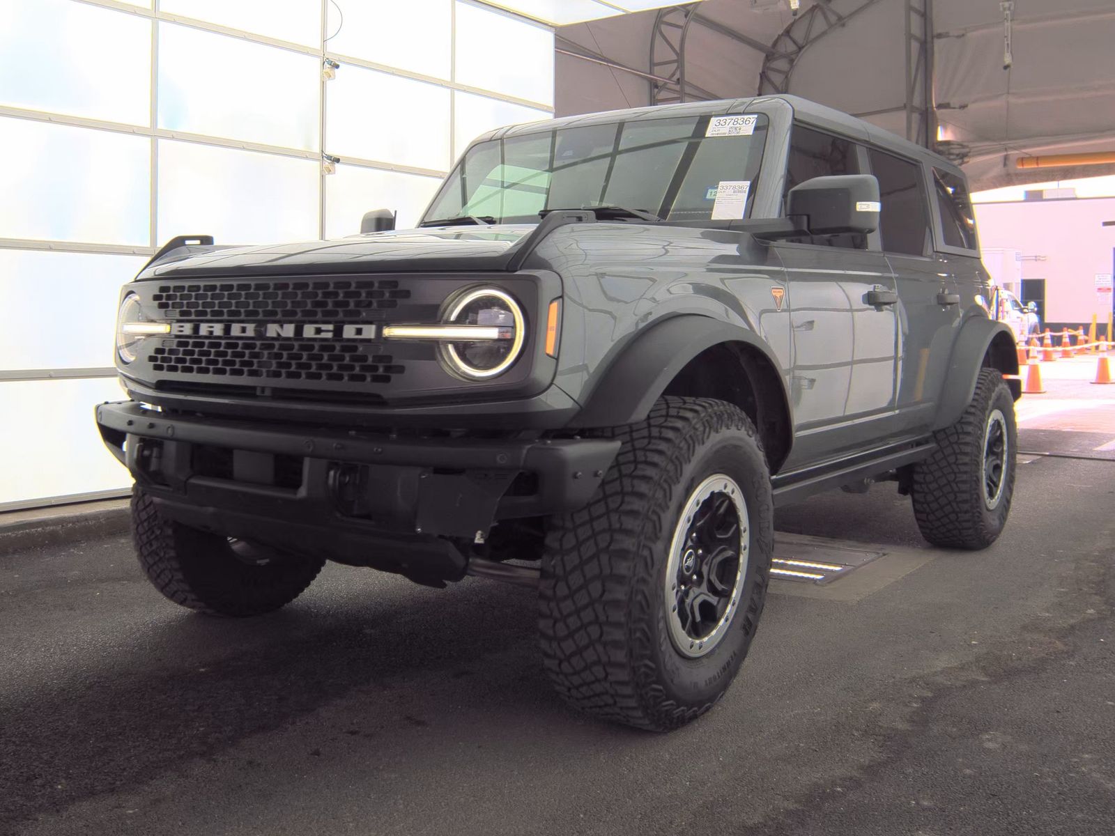 FORD BRONCO - 1