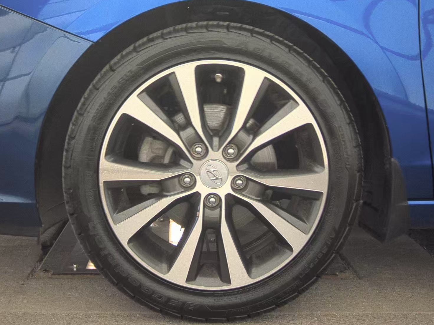 HYUNDAI UNKNOWN - 10