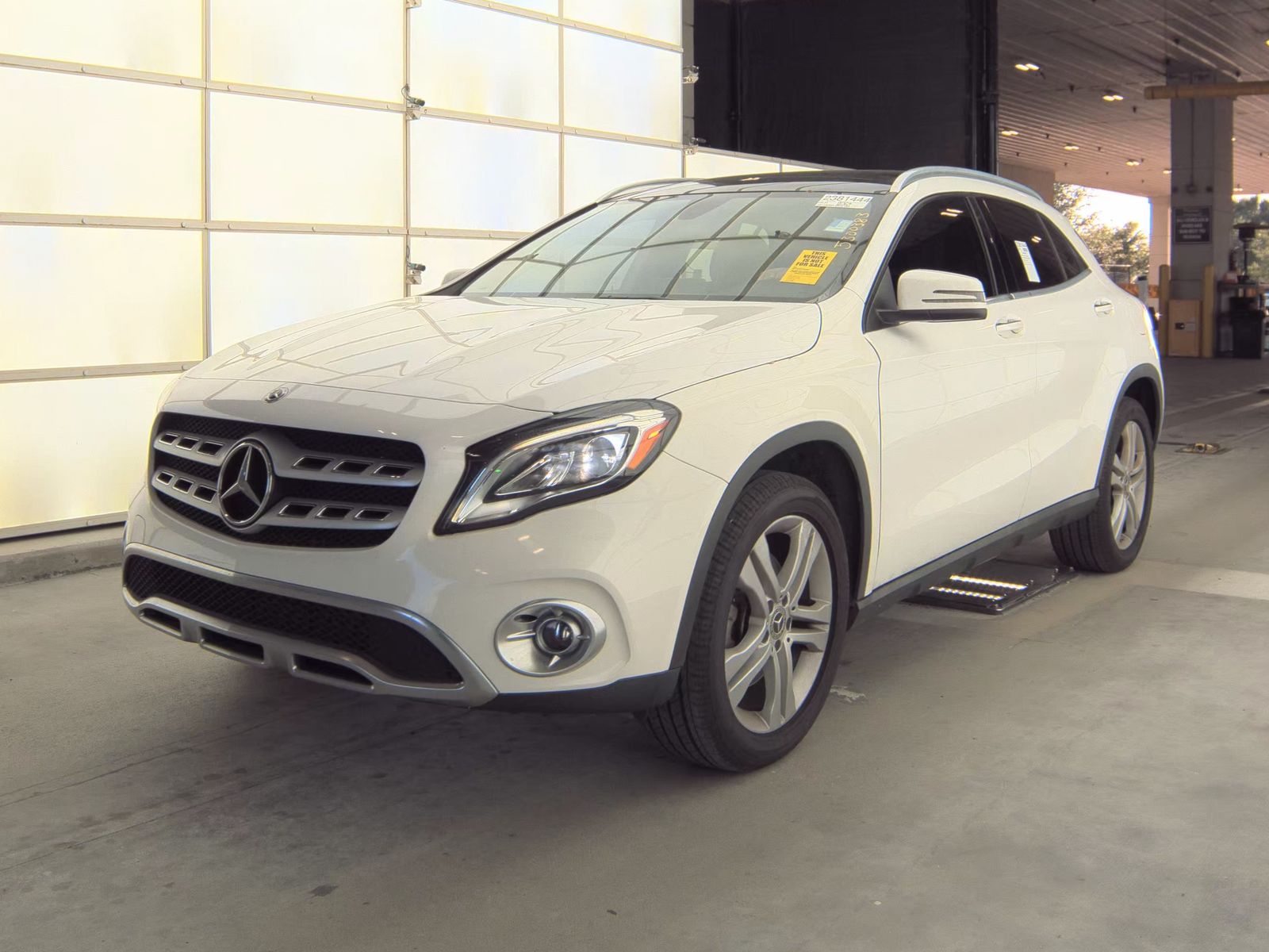 MERCEDES-BENZ GLA-CLASS - 1