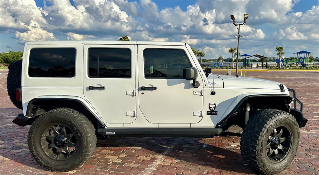 JEEP UNLIMITED SAHARA - 6