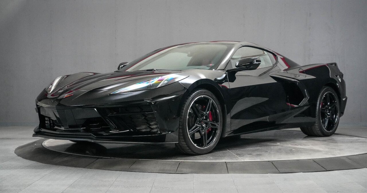 CHEVROLET STINGRAY - 10