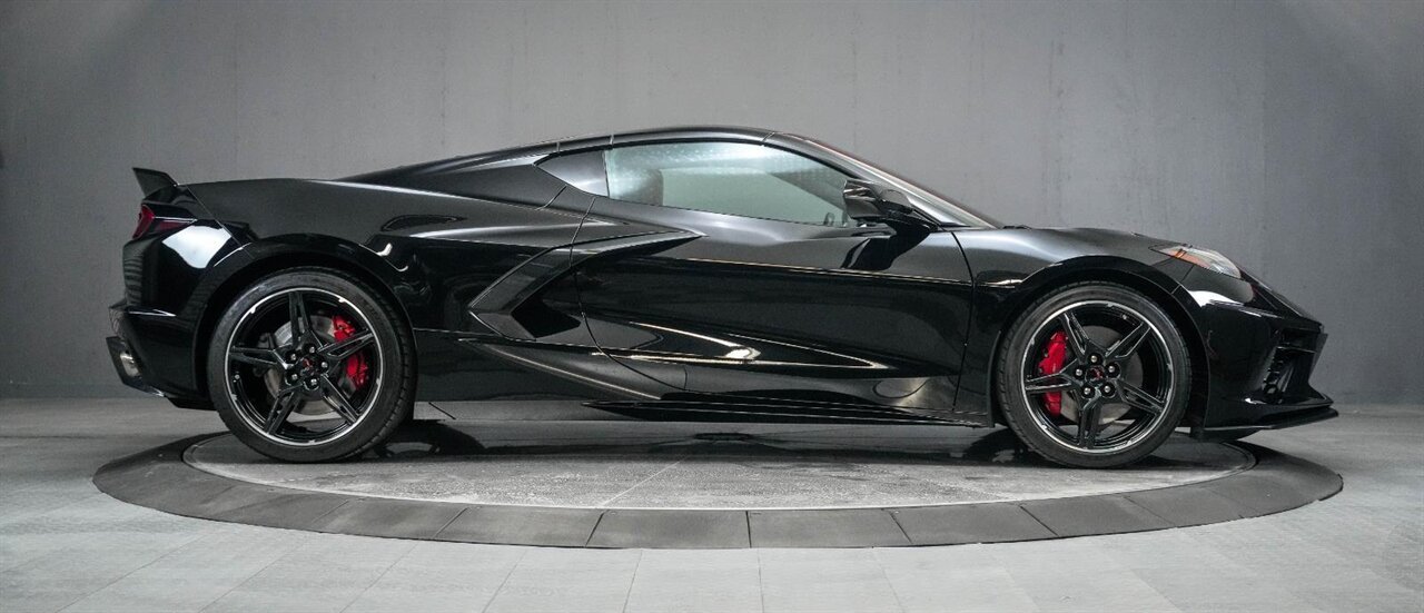 CHEVROLET STINGRAY - 6