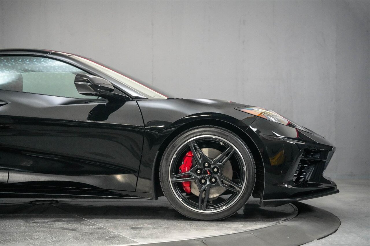 CHEVROLET STINGRAY - 7