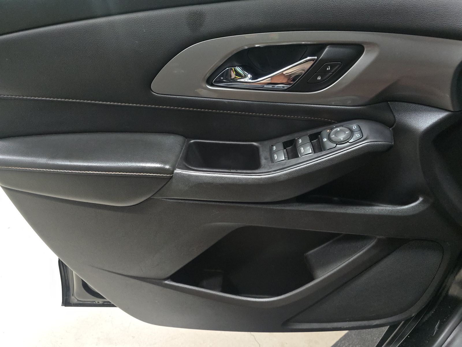 CHEVROLET LT CLOTH - 10