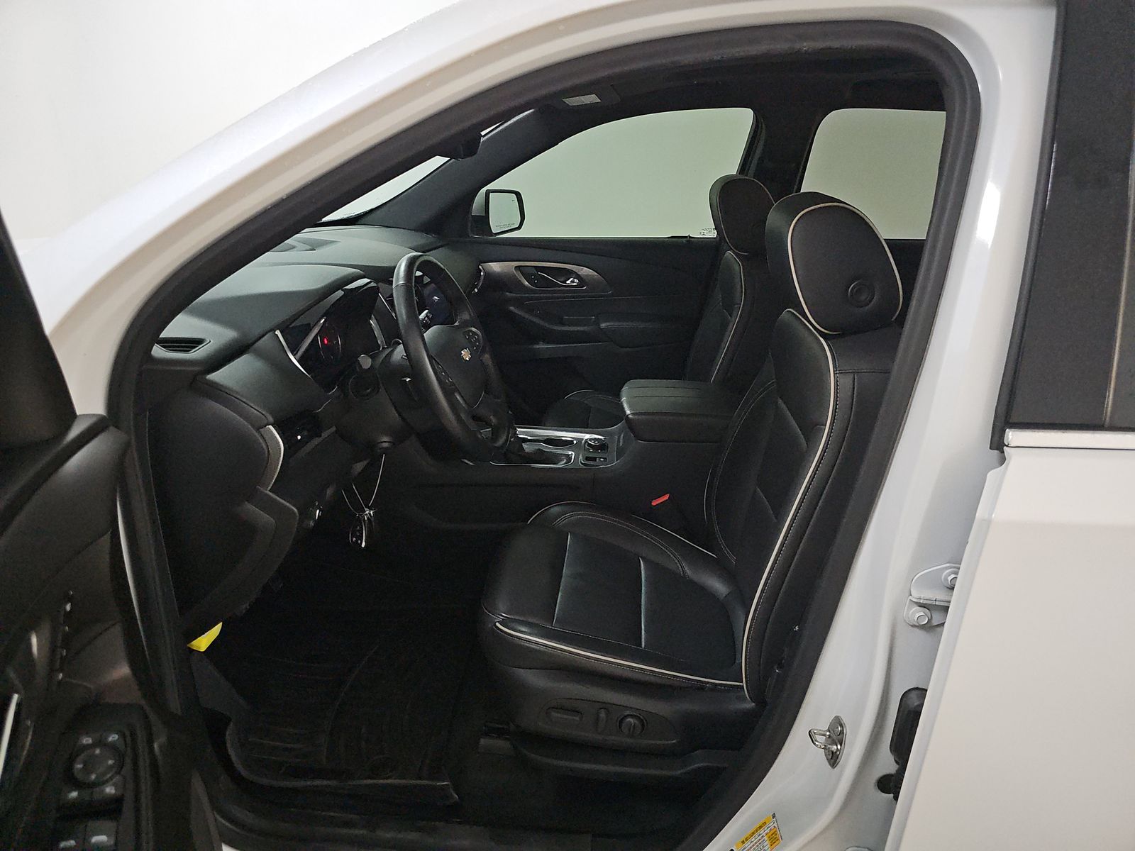 CHEVROLET PREMIER - 8