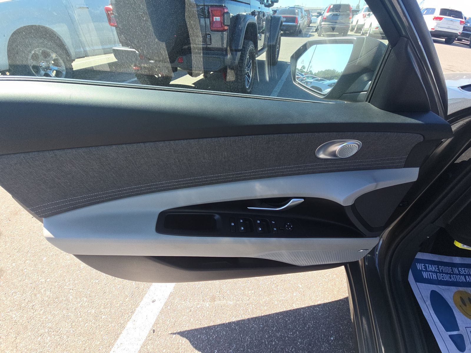 HYUNDAI LIMITED - 10