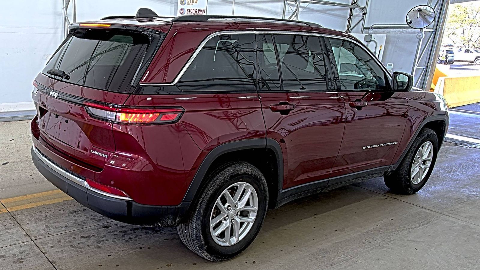 JEEP LAREDO - 5