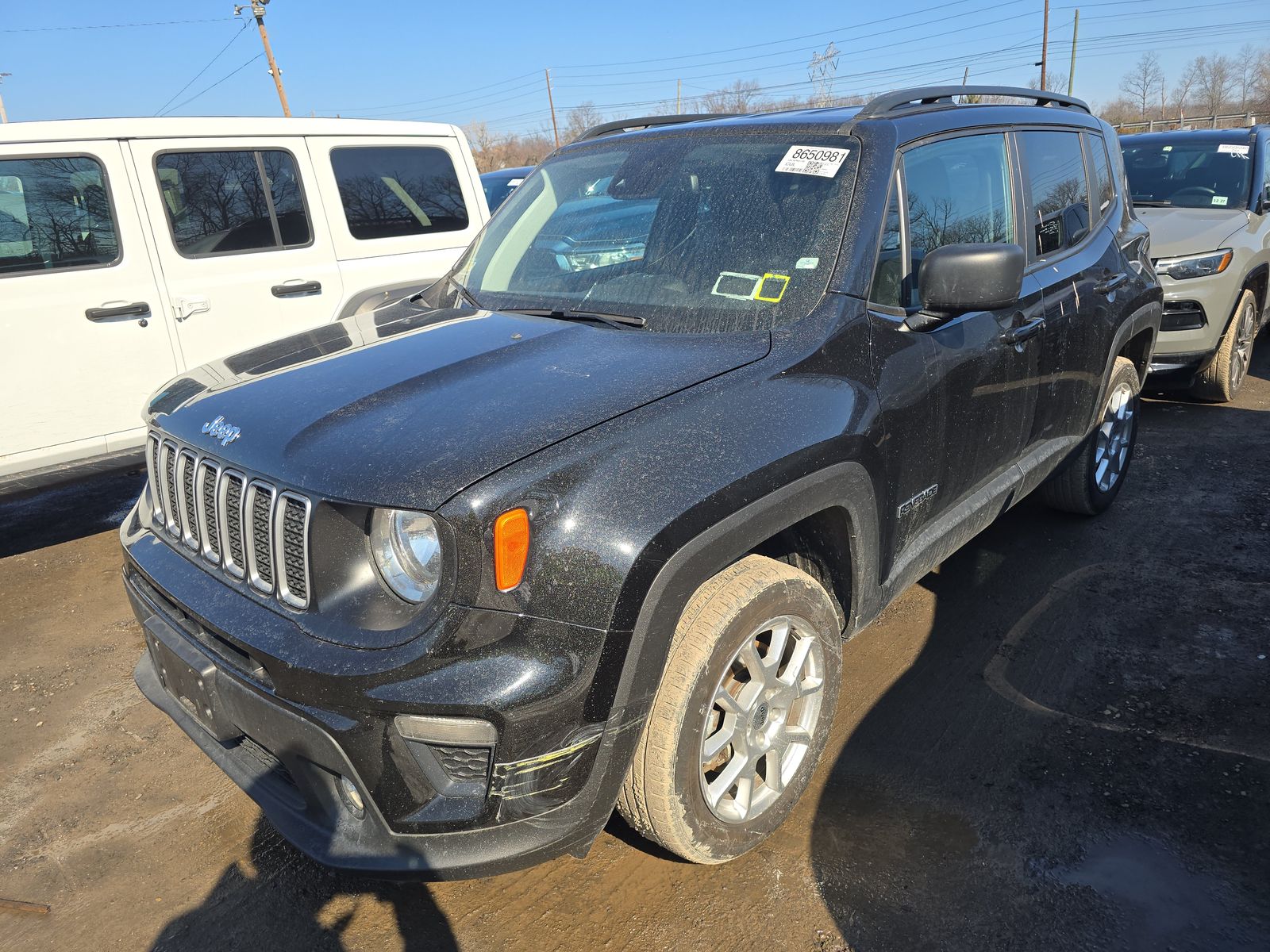 JEEP LATITUDE - 1