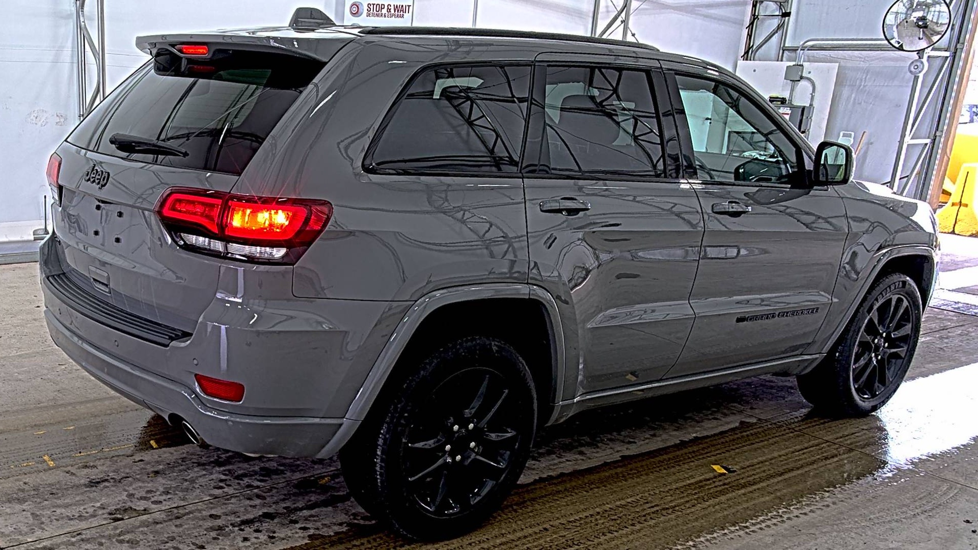 JEEP LAREDO X - 5