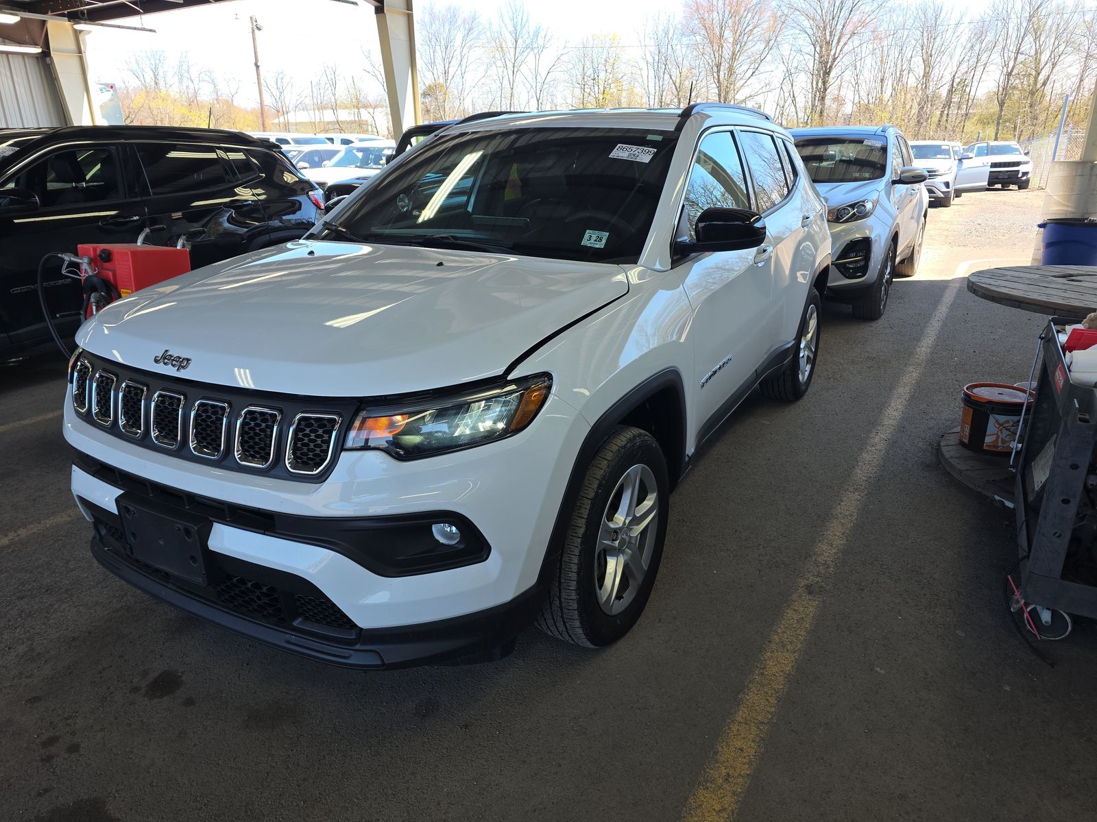 JEEP LATITUDE - 1