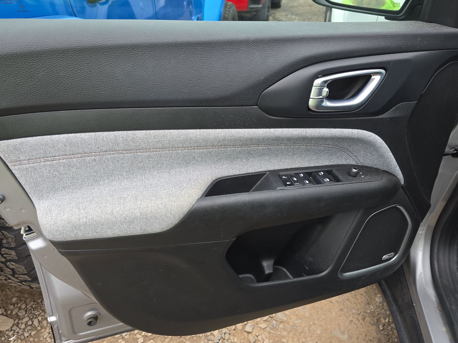 JEEP LATITU LUX - 10