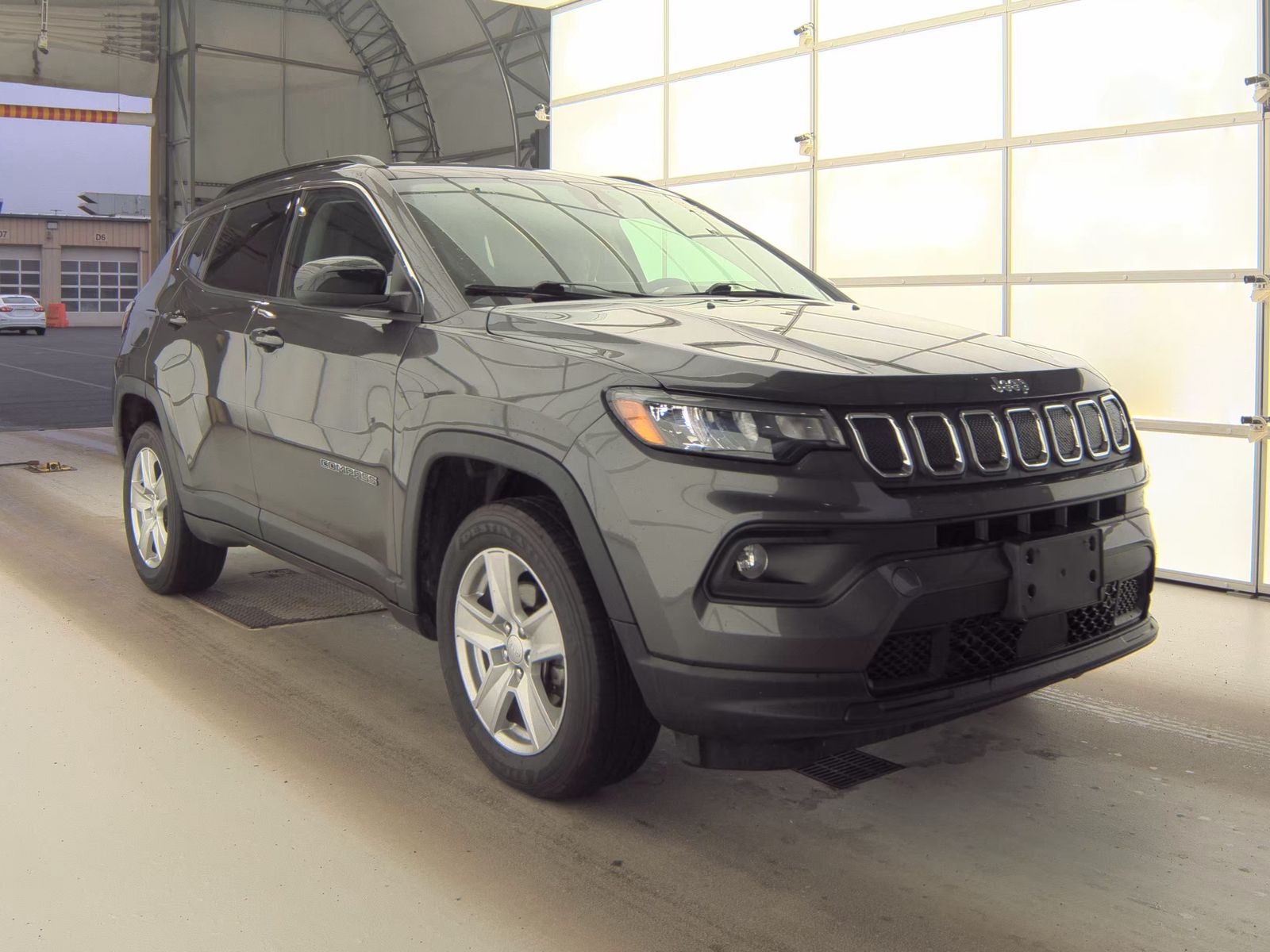 JEEP LATITUDE - 4