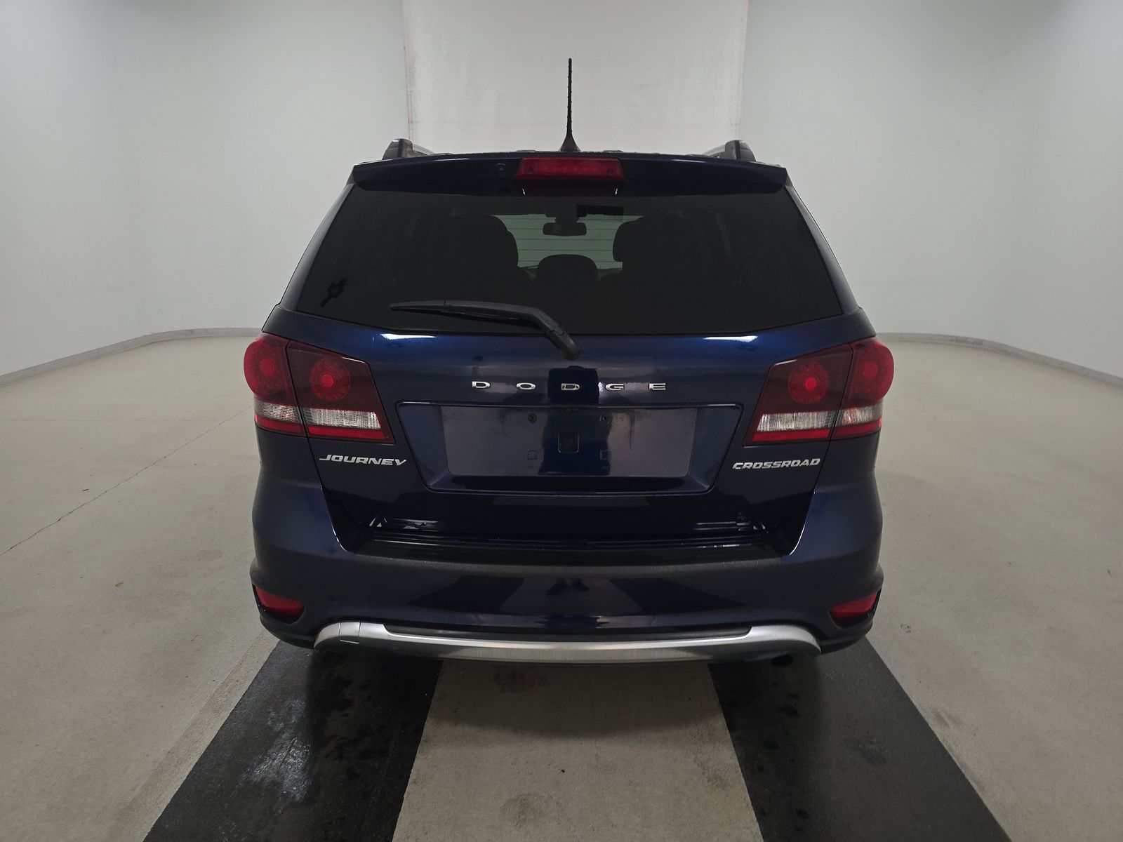 DODGE CROSSROAD - 6
