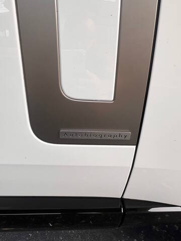 2023 Land Rover Range Rover Autobiography AWD