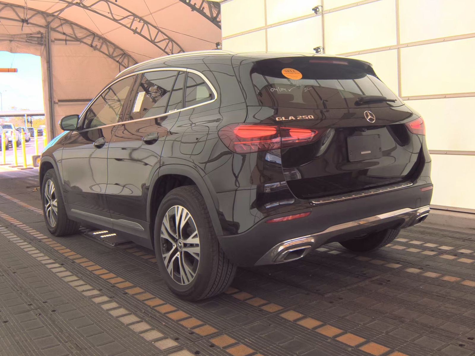 MERCEDES-BENZ GLA-CLASS - 9