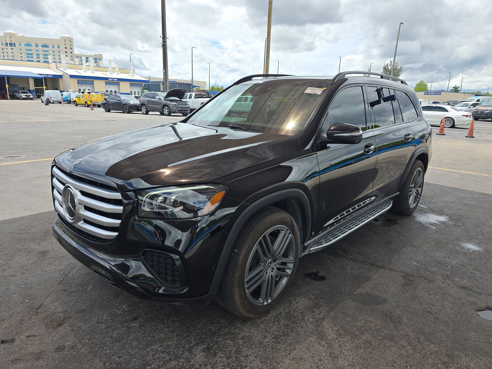 MERCEDES-BENZ GLS - 1