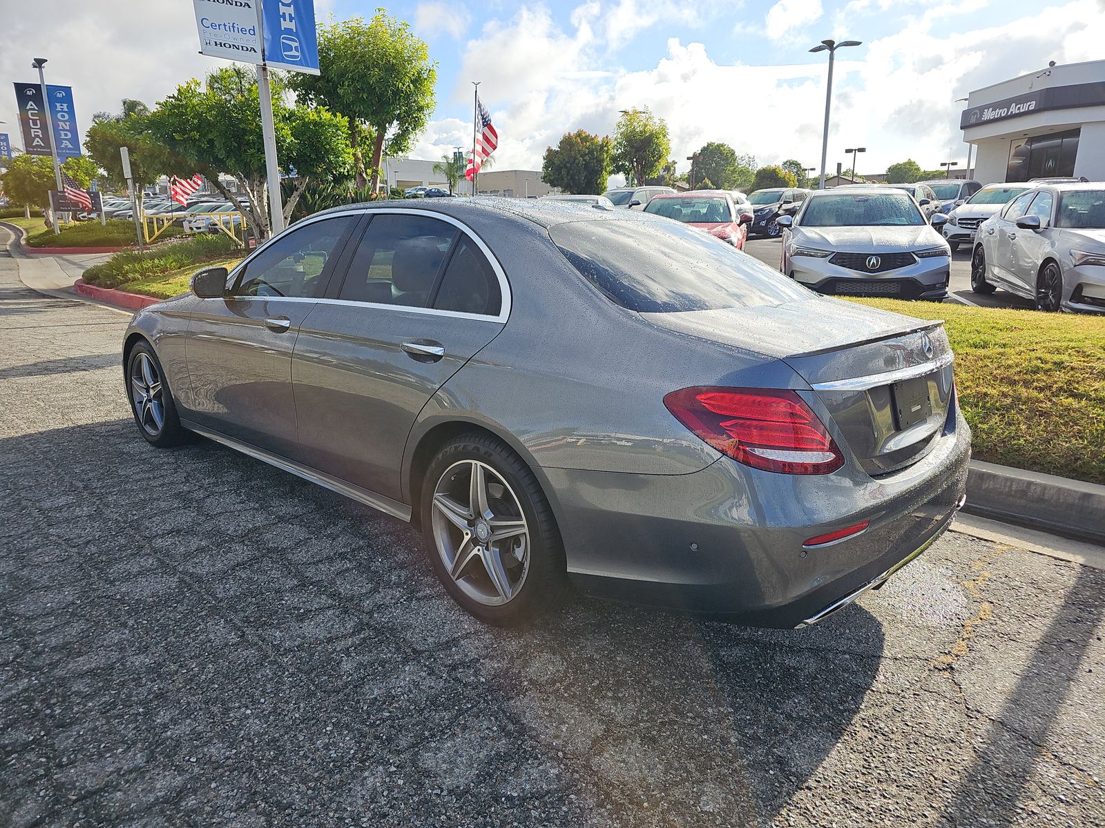 MERCEDES-BENZ E-CLASS - 7