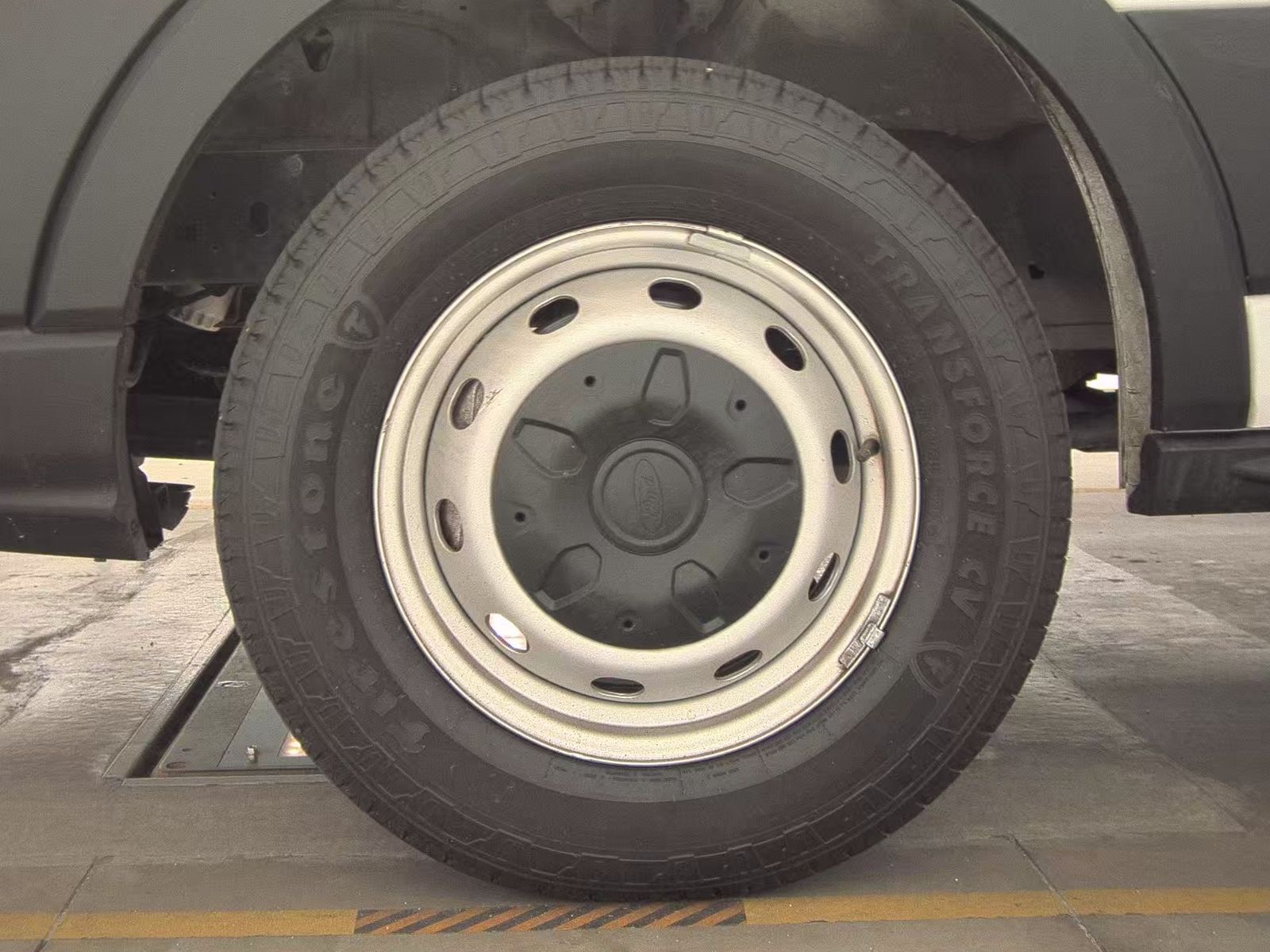 FORD TRANSIT 250 - 10