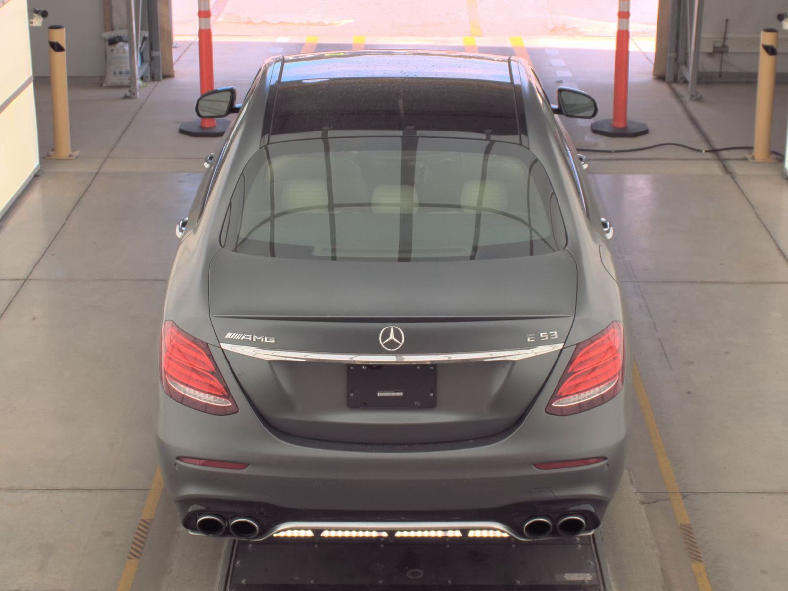 MERCEDES-BENZ E-CLASS - 7