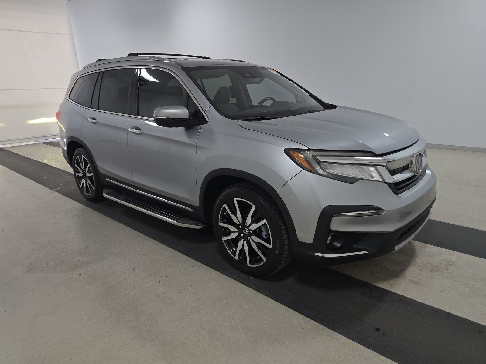 2019 Honda Pilot Touring FWD