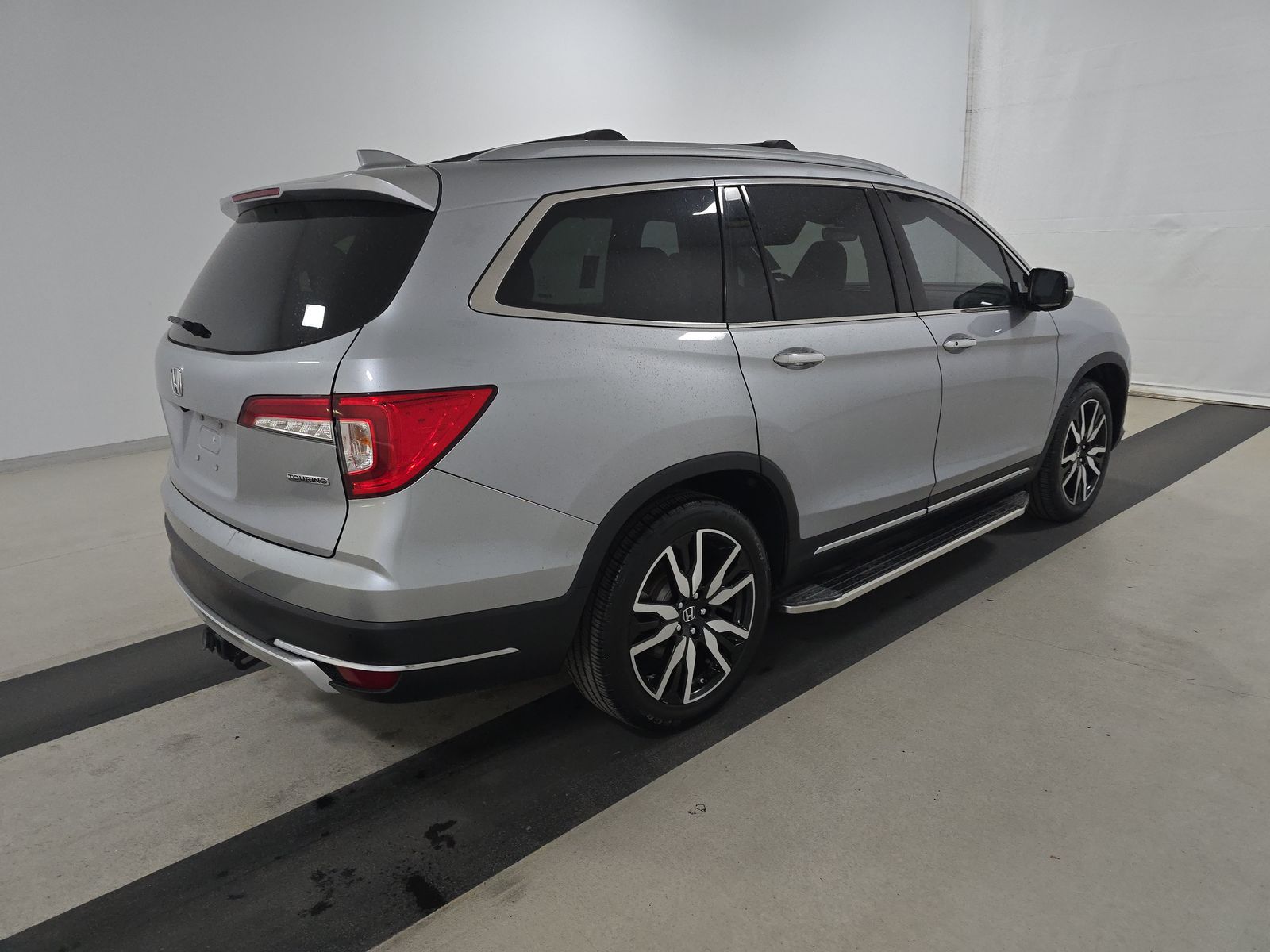 2019 Honda Pilot Touring FWD