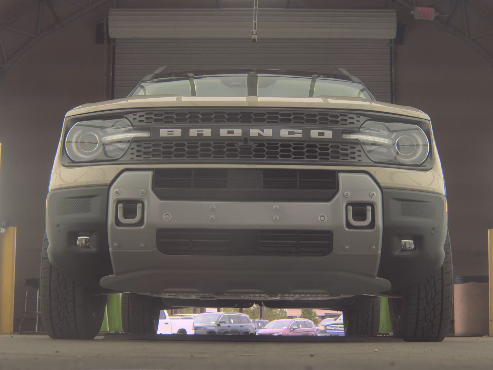FORD BRONCO - 4