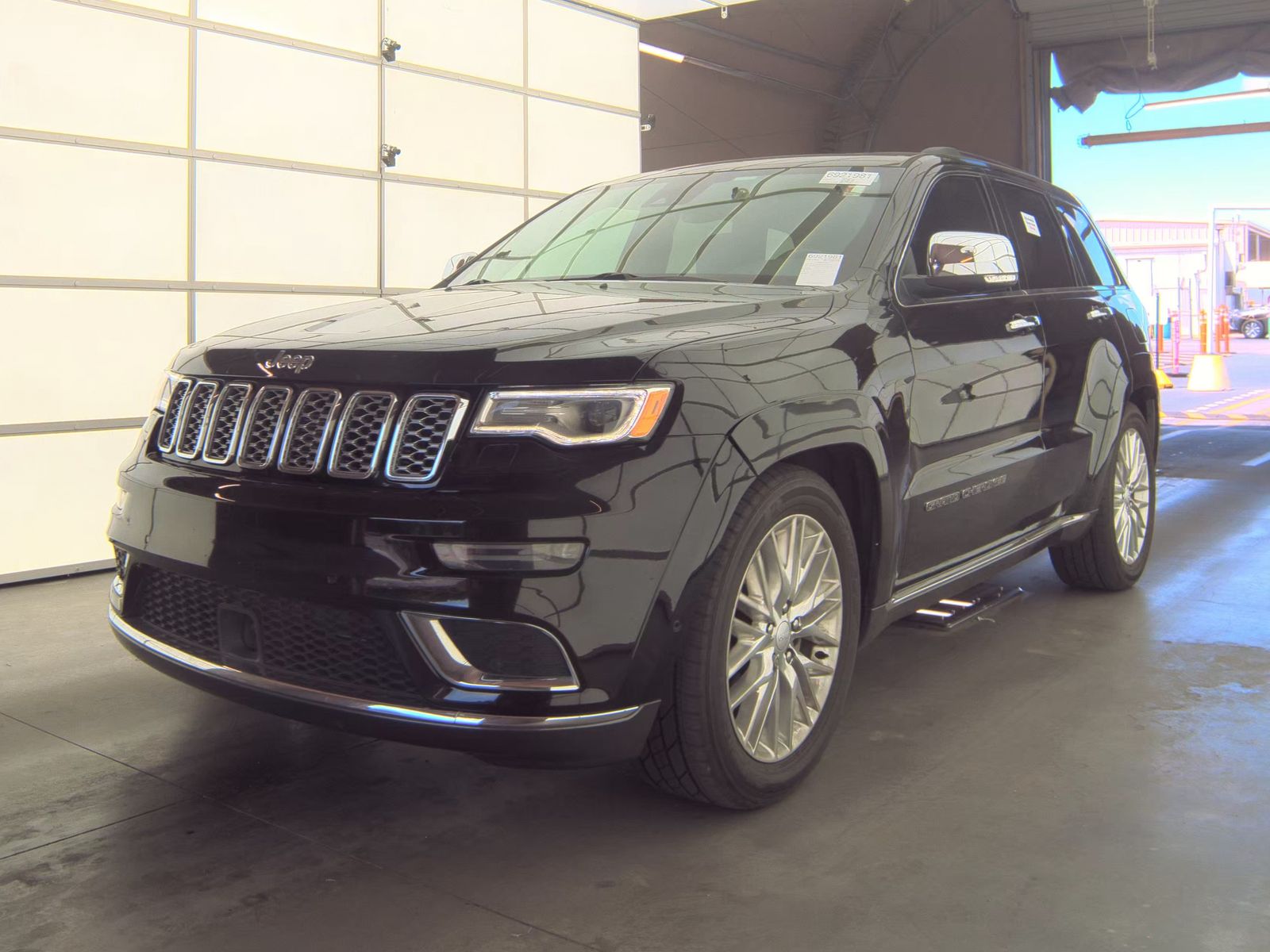 JEEP GRAND CHEROKEE - 1