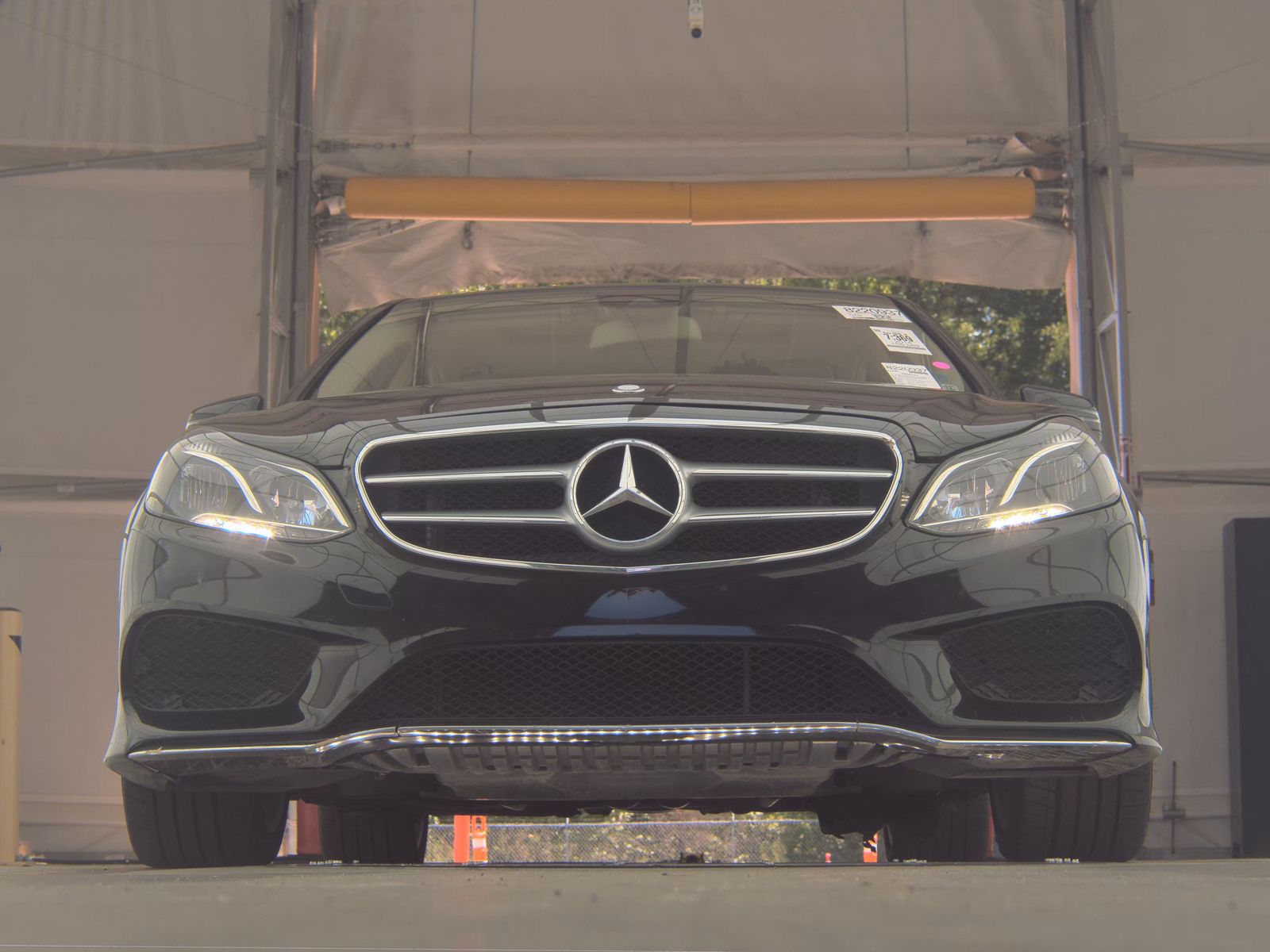 MERCEDES-BENZ E-CLASS - 4