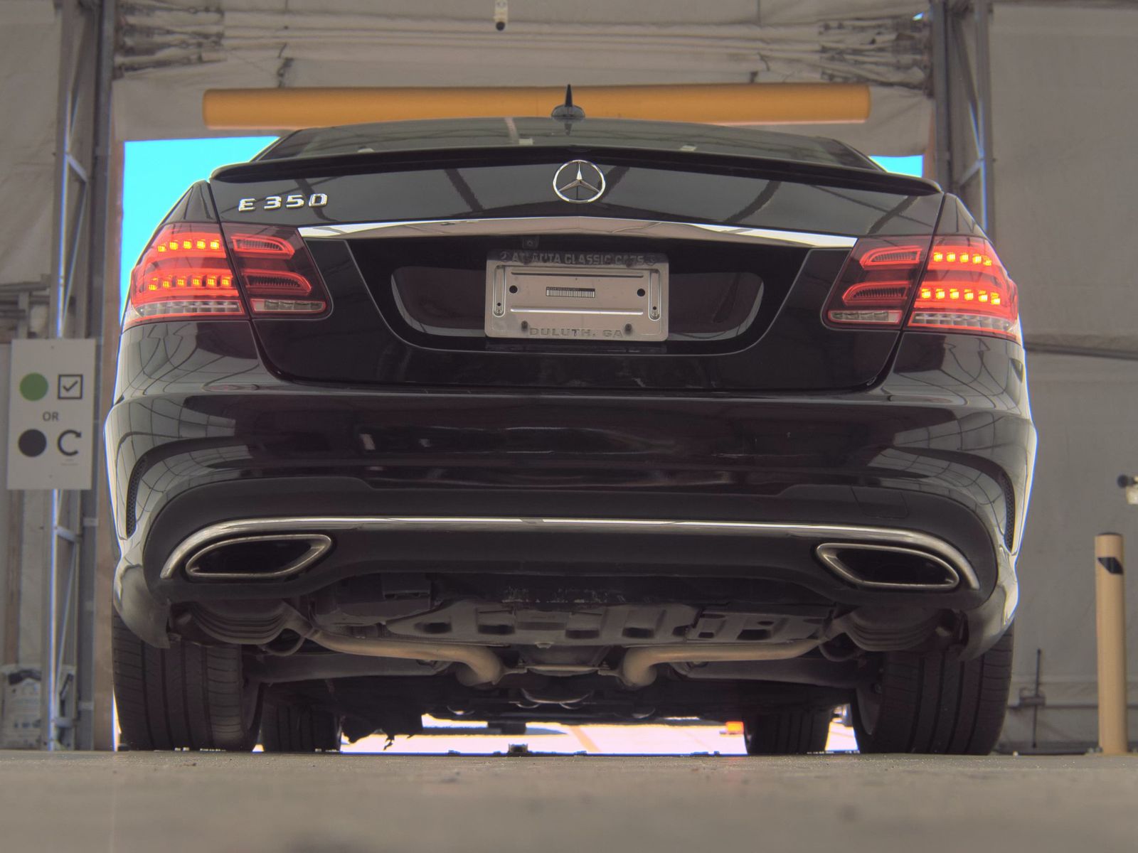 MERCEDES-BENZ E-CLASS - 8