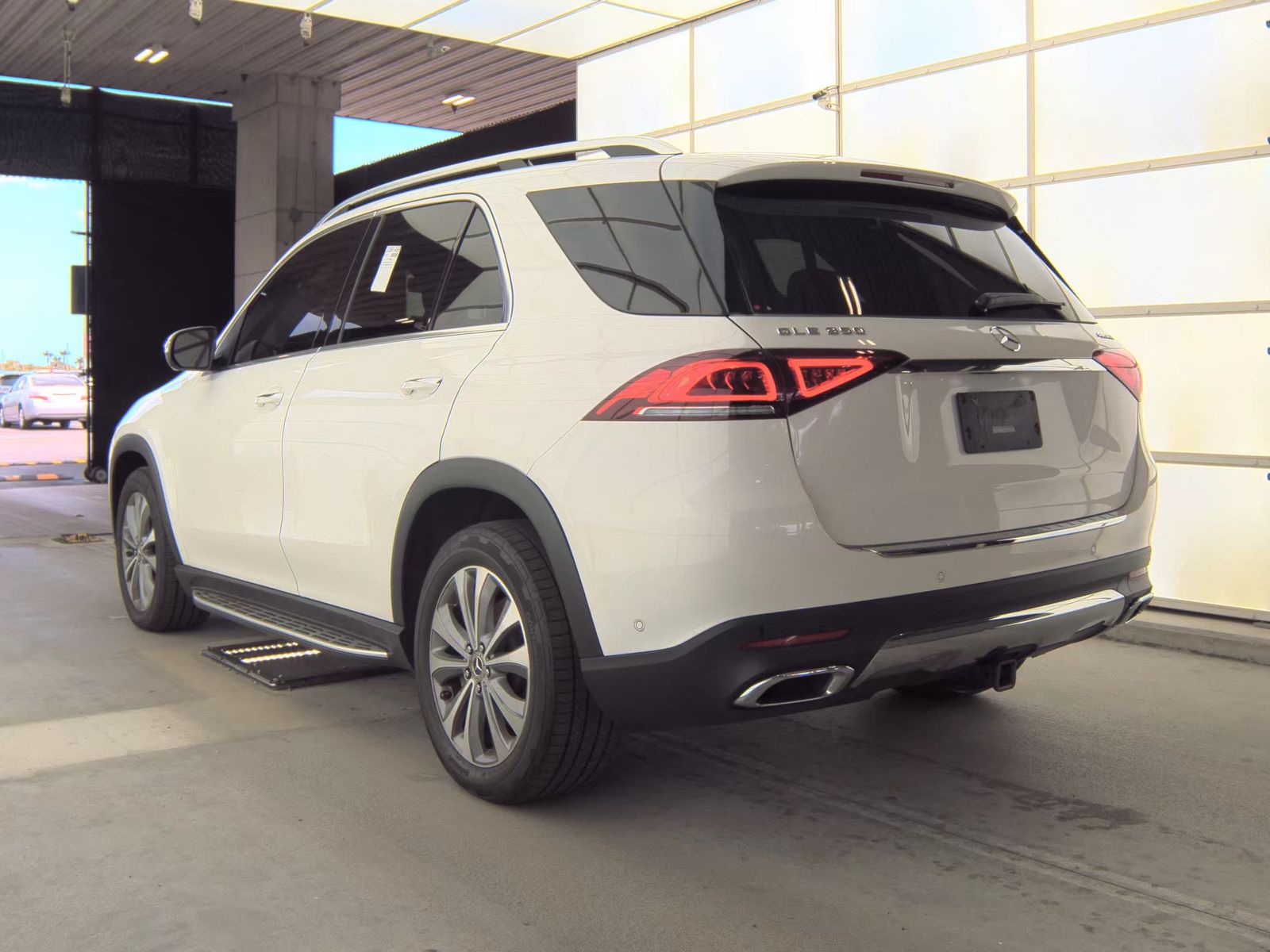 MERCEDES-BENZ GLE-CLASS - 9