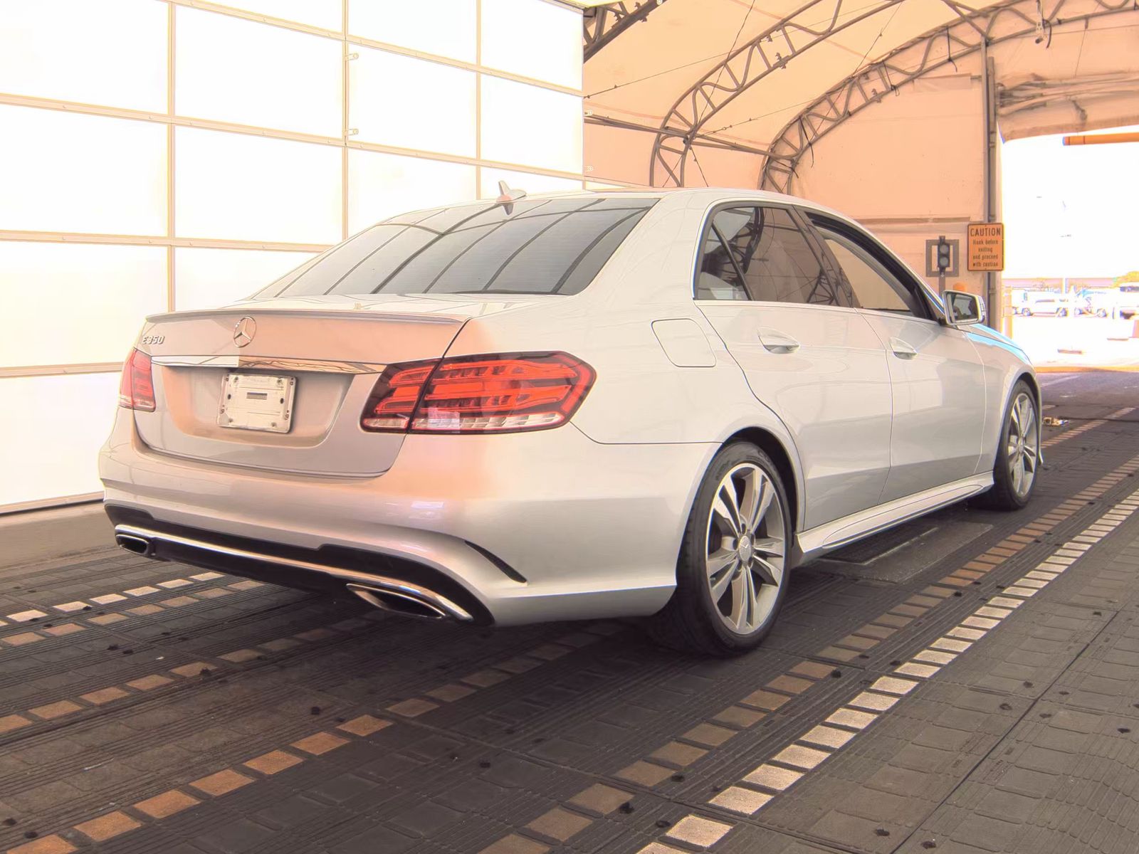 MERCEDES-BENZ E-CLASS - 5